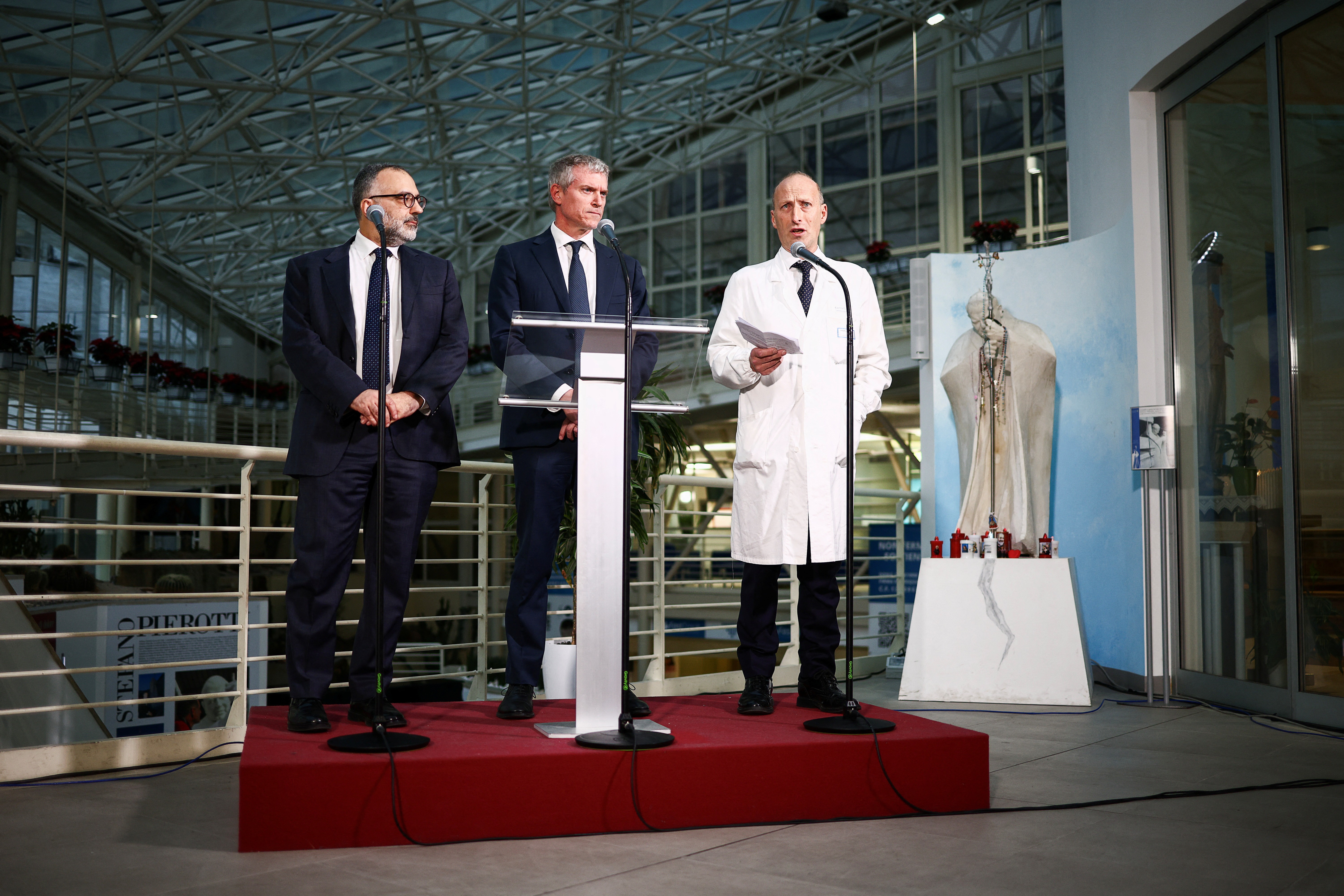 Papa Francisco vai ter alta no domingo, dizem médicos | Mundo