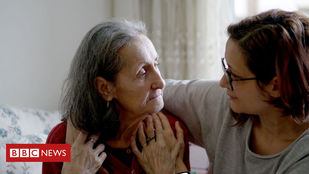 Sinais de Alzheimer: 5 mudanças na fala que ajudam a detectar doença