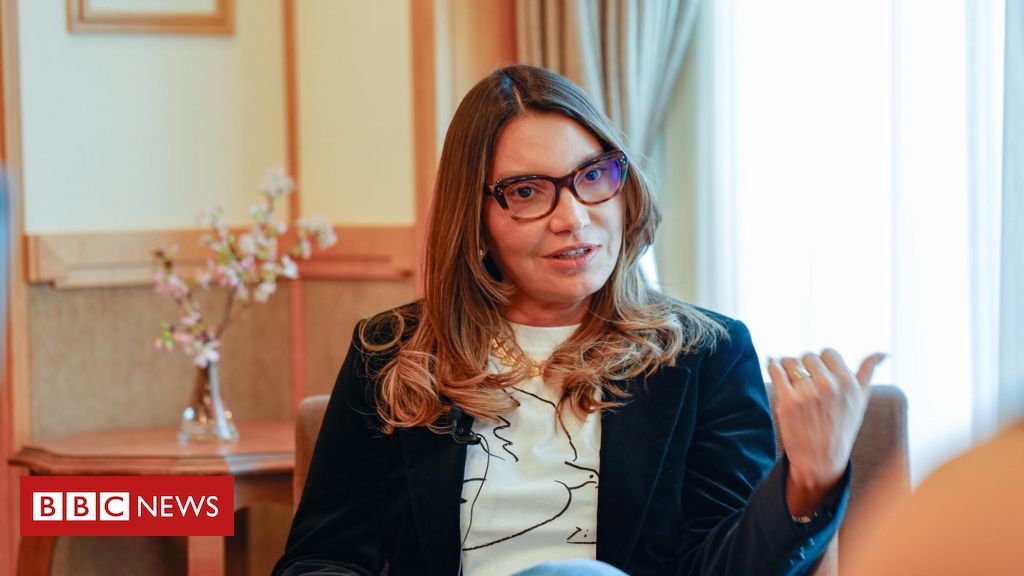 Lula será candidato em 2026 se estiver bem de saúde, e saúde dele está forte, diz Janja