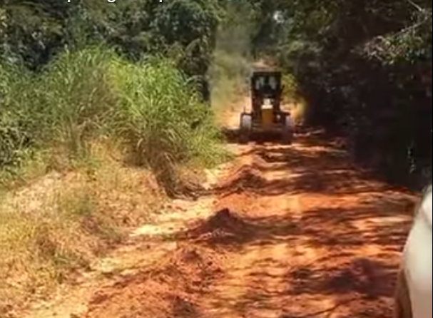 Prefeitura de Goiandira Realiza Melhorias na Estrada de Acesso ao Povoado Veríssimo