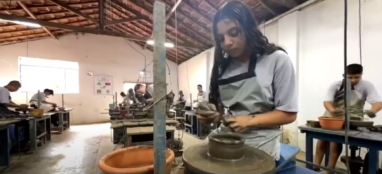 Moldando o Futuro: O Poder da Cerâmica em Ipameri