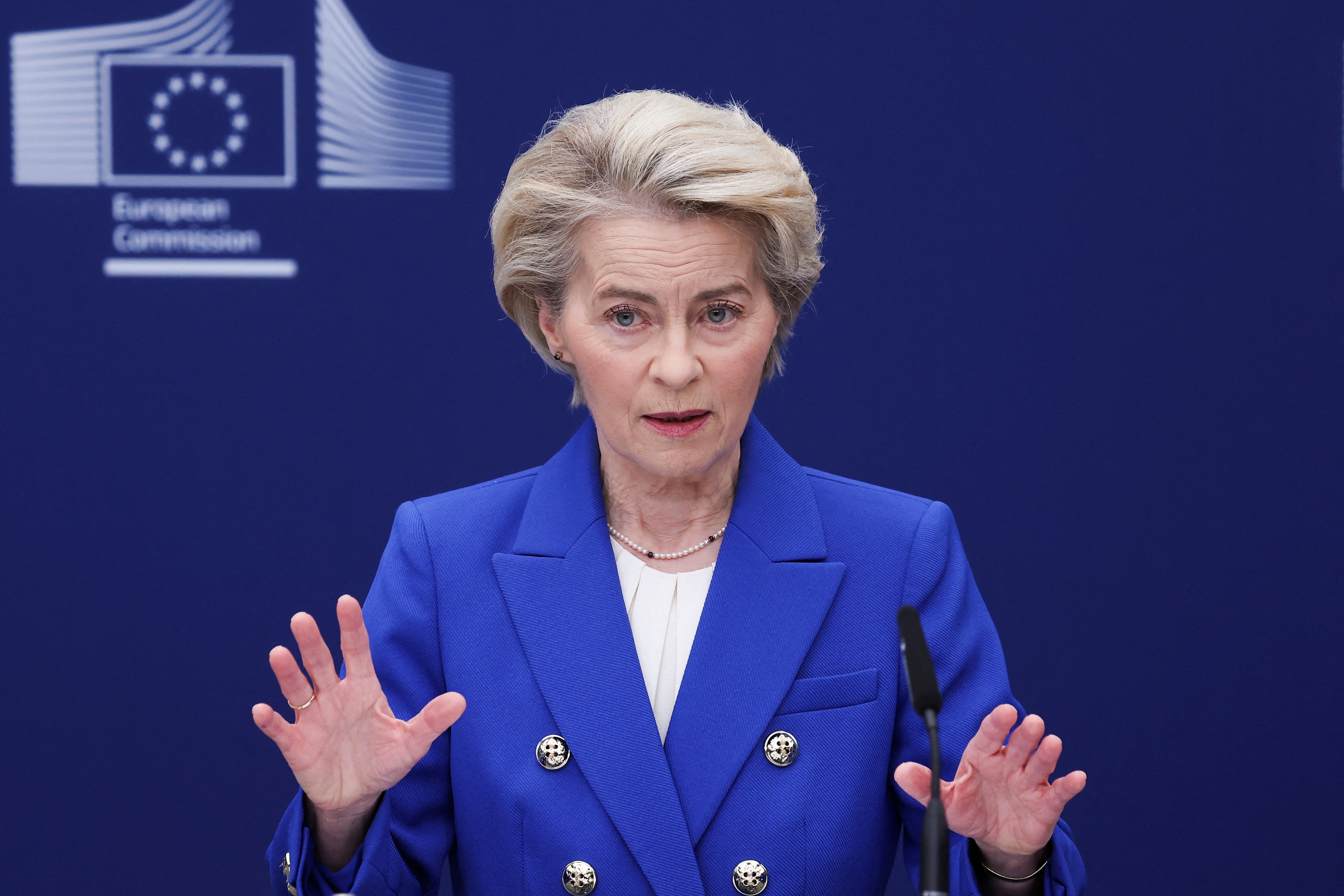 União Europeia tem 'plano forte' para retaliar tarifas de Trump nos EUA, diz Ursula von der Leyen