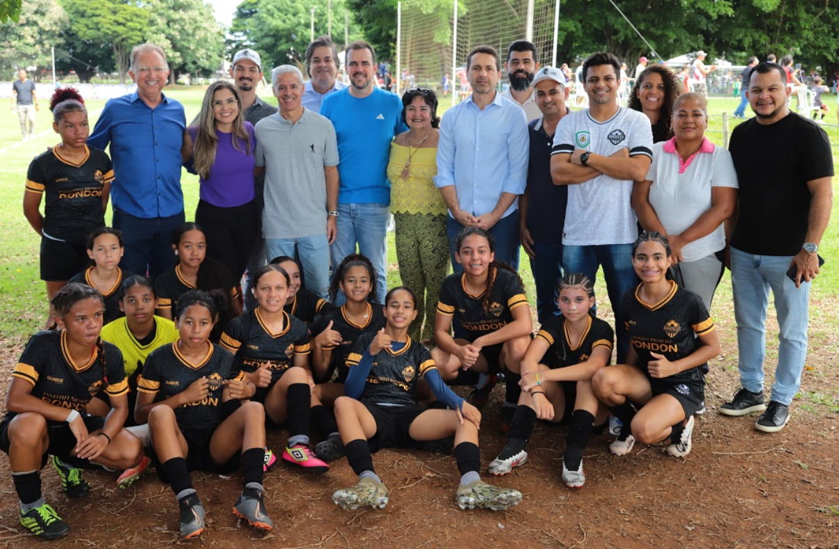 Aparecida sedia maior campeonato de futebol infantil do mundo