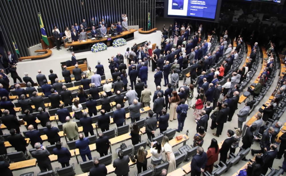 Pesquisa: 8 em cada 10 parlamentares acreditam que STF invade competências do Legislativo