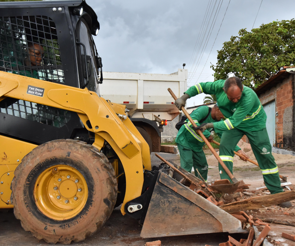 Prefeitura reforça limpeza urbana e recolhe mais de 15 mil toneladas de entulho em Aparecida