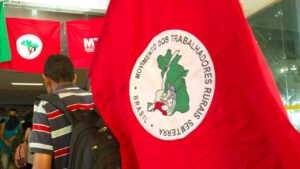 mst.abril_.vermelho.jpg