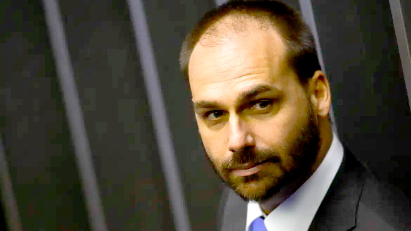 Eduardo Bolsonaro discute ampliação de sanções , diz jornal