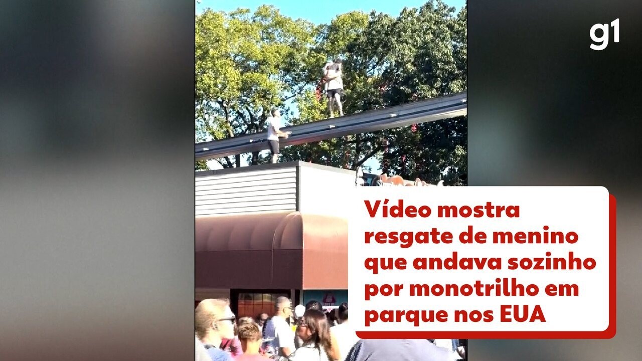VÍDEO mostra resgate de menino que andava sozinho a 6 metros de altura por monotrilho de parque de diversão nos EUA