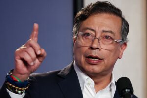 2025-10-23t173631z-859815302-rc2thham8a7w-rtrmadp-3-colombia-politics.jpg