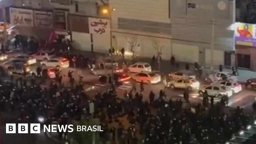 Protestos no Irã: manifestação viram maior demonstração de força da oposição em anos; país tem 'apagão' de internet